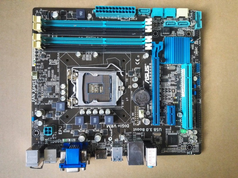 Asus B75M-PLUS Scheda madre de - X870E Atx Motherboard recensione e prezzo